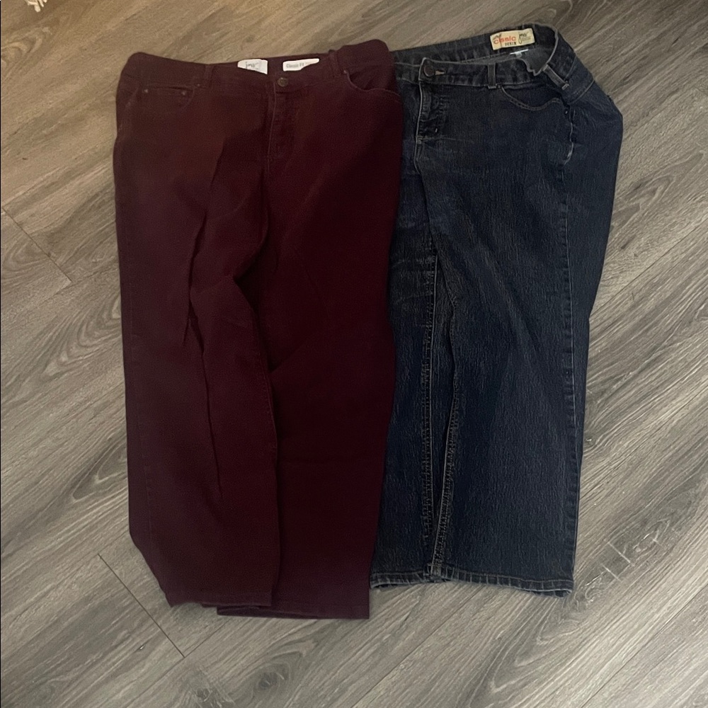 St. John's Bay Women Jeans Straight Leg - Burgundy and Dark Blue